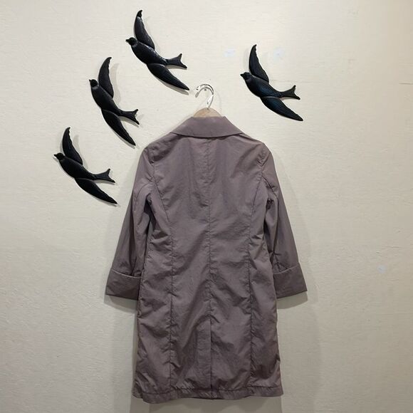 NEW! Brooks Brothers Women's Lightweight Water Repellant Trench Coat - 2 - $348 - Picture 9 of 11